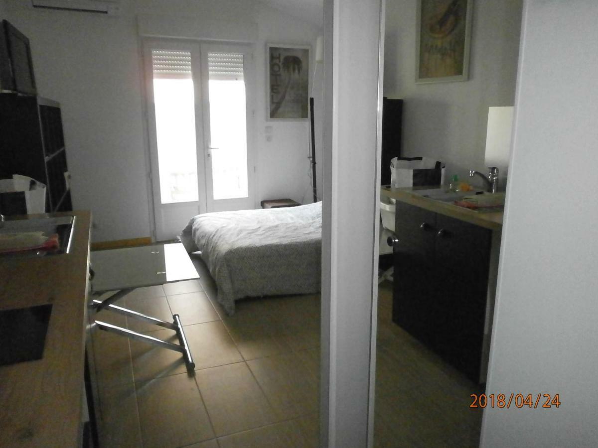 Studio équipé avec jardin+parking à la plage... La Ciotat Exterior foto